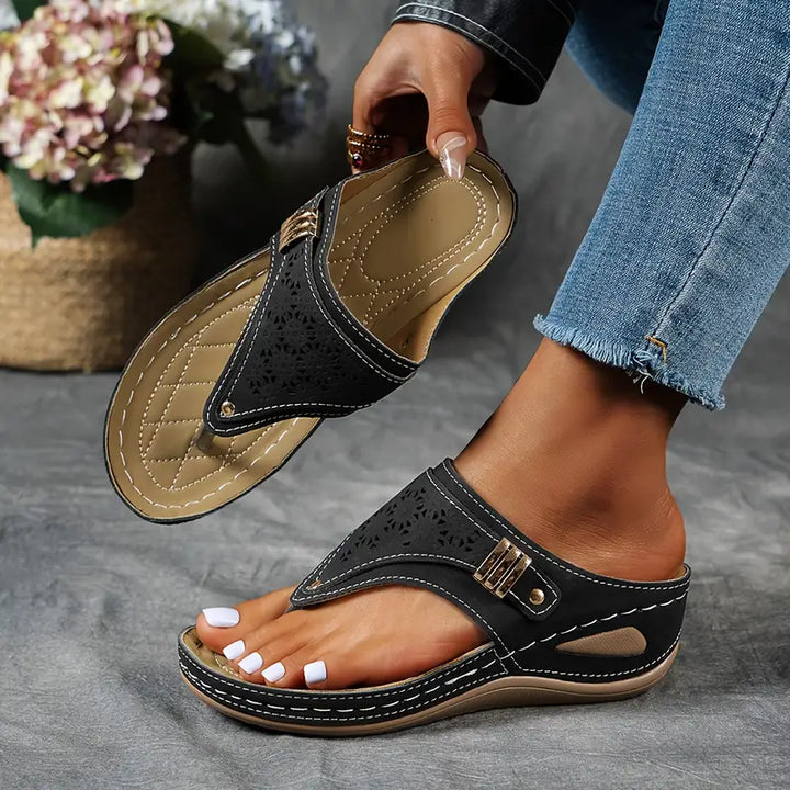 Isaline | Stitched Sandals